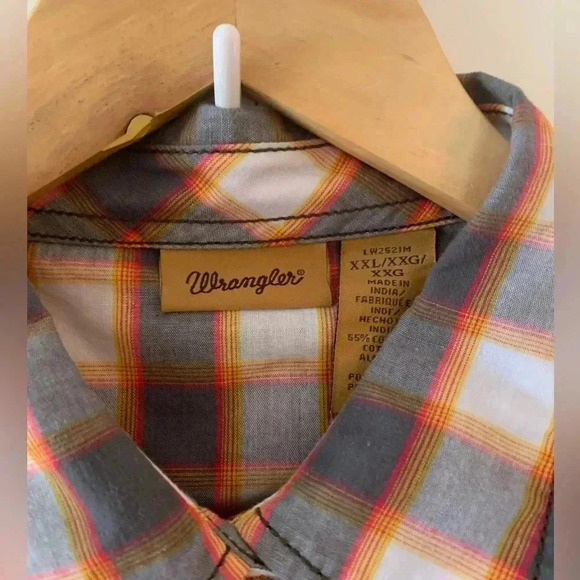 WRANGLERS Embroidered Rose  Western Long Sleeve Button Down - Picture 5 of 8